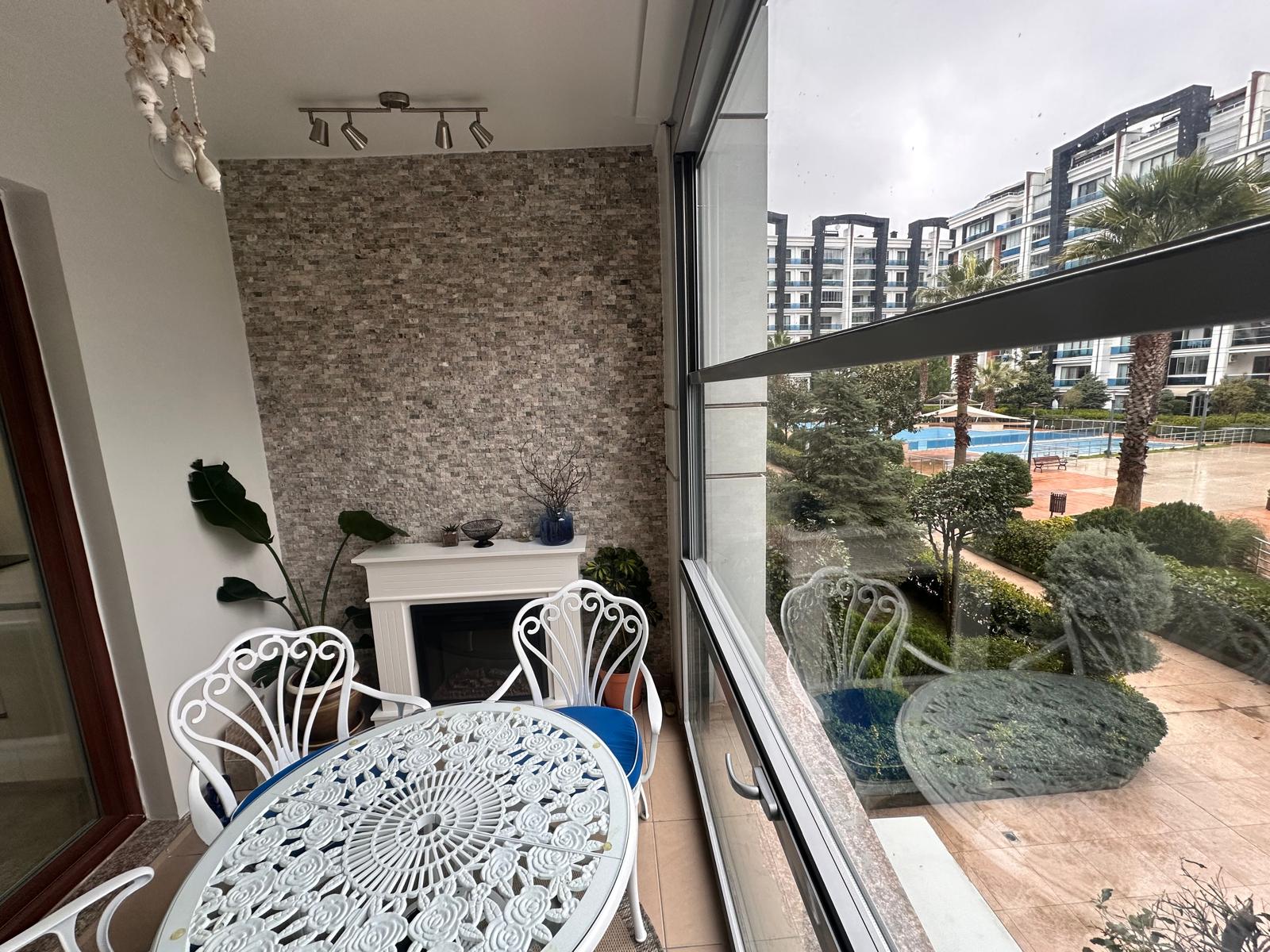 01760705-686d-4e92-8ad0-b39b86790401