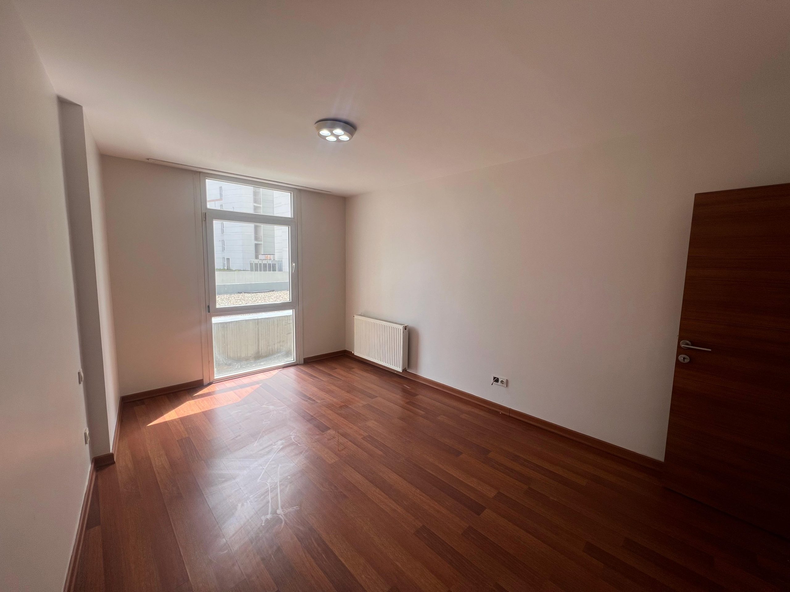 17c677c6-5dfc-46bb-8a1c-b18cc40e42ec