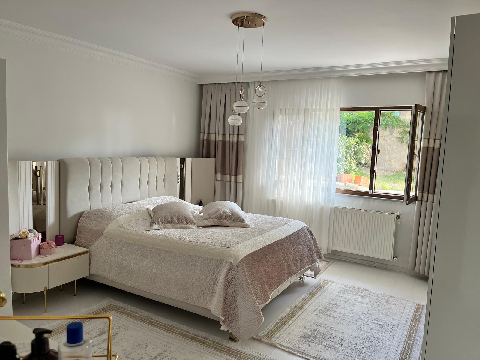 4f93f635-a2c7-47b2-90fd-d2cacf2628ff