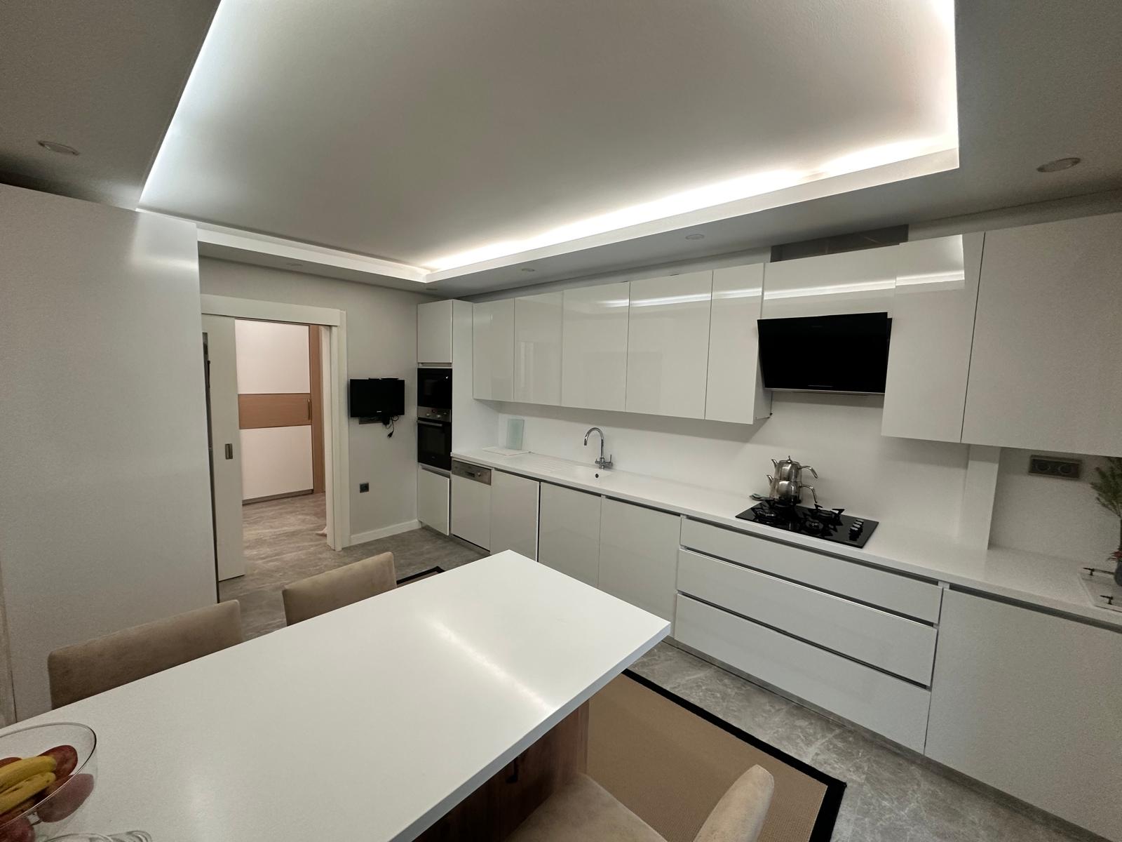 597cbee3-ff48-48e5-a6e9-0126af330130