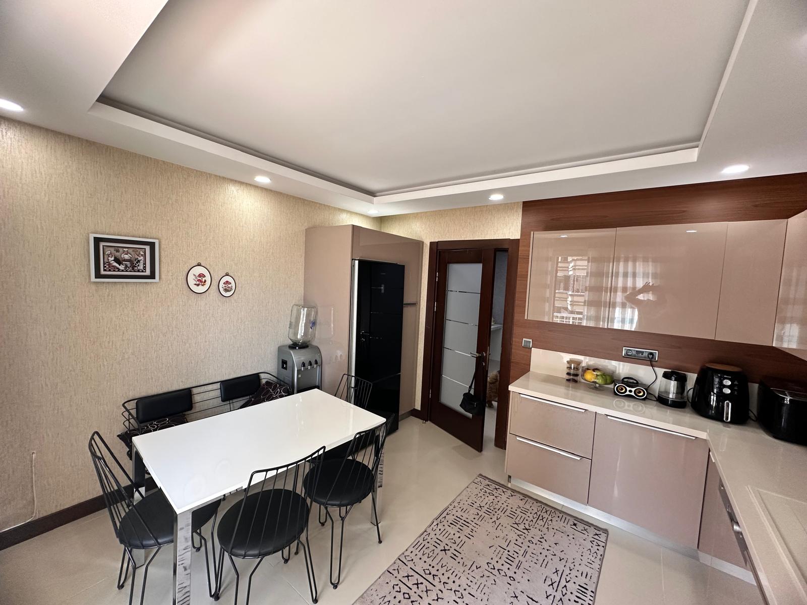 95ac80d4-3794-4fdc-a6a7-f2aced79da09