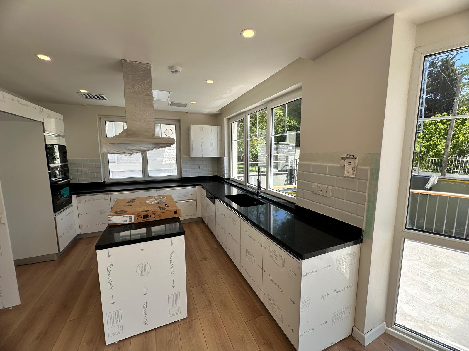 9b2ccb73-451f-4adf-83c1-a6fd237c84bf