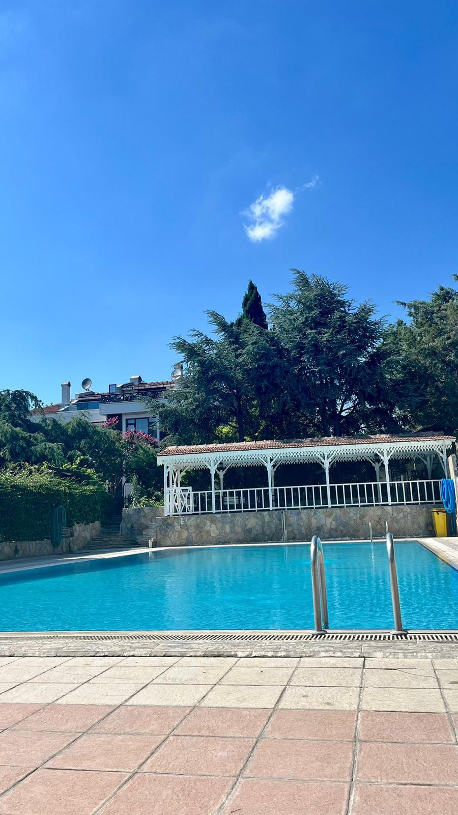 a77eda0b-d95c-4e2a-8976-619acd9f6978