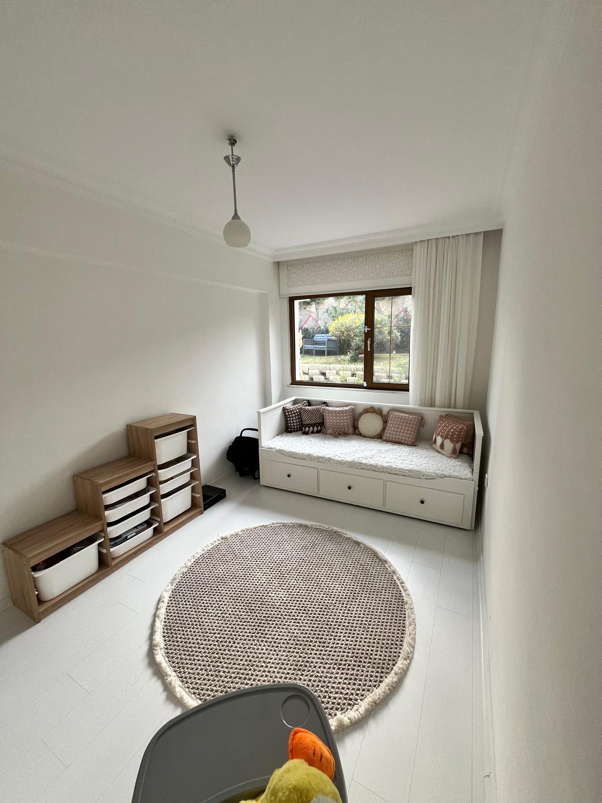 a9af867a-6201-4f0b-8954-ad48f5debdfd