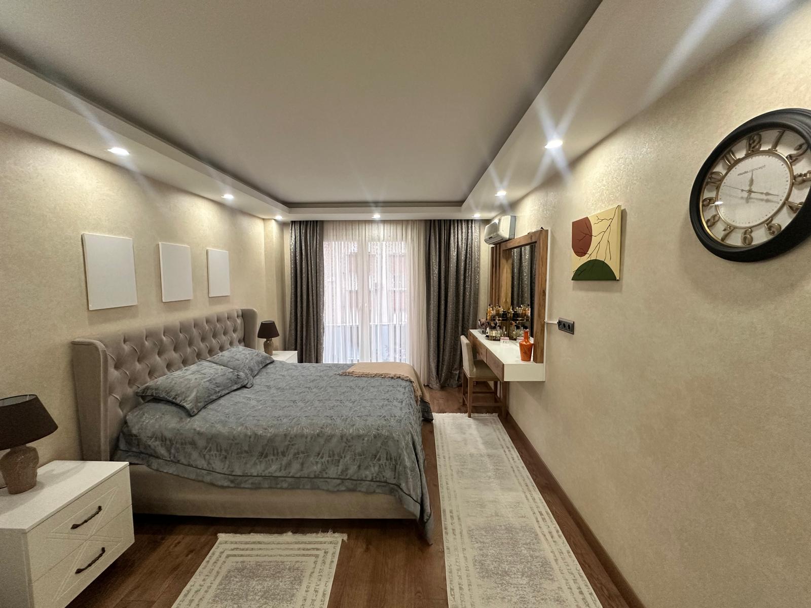 db8d43b7-628f-4684-9901-e3178423db78