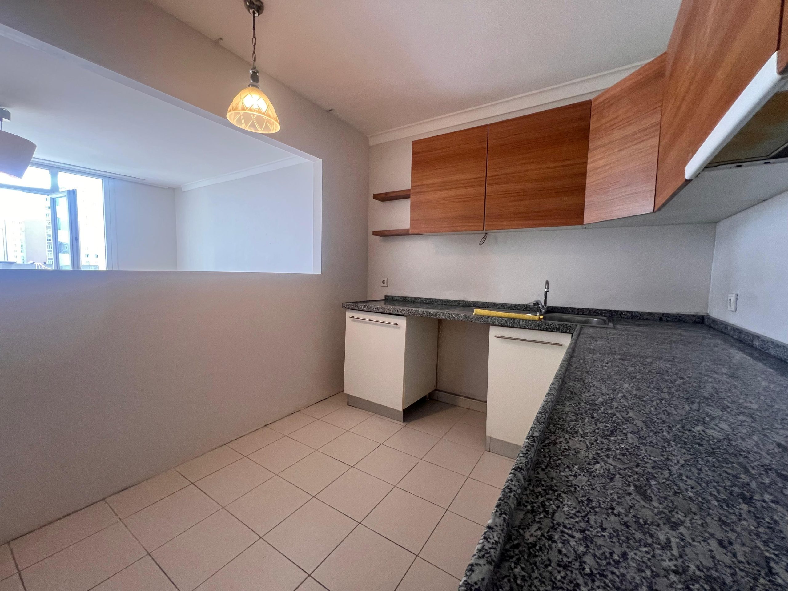 e9bbb96f-f7dd-4f67-a981-c2bb61f0b967